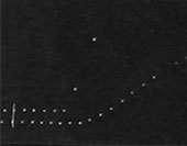 Fig. 9. Verlängerung der Latenzperiode durch Ermüdung. Oben normale Kurve, unten Ermüdungskurve; Vibrationszahl 50 pro Sekunde.